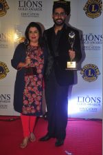 Farah Khan, Abhishek Bachchan at the 21st Lions Gold Awards 2015 in Mumbai on 6th Jan 2015